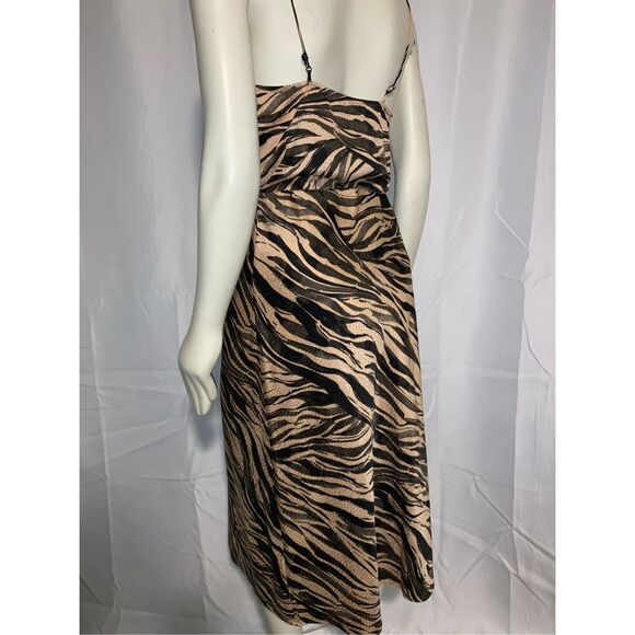 NWOT NINE WEST ANIMAL PRINT SATIN SKIRT SET MEDIUM - Picture 7 of 11
